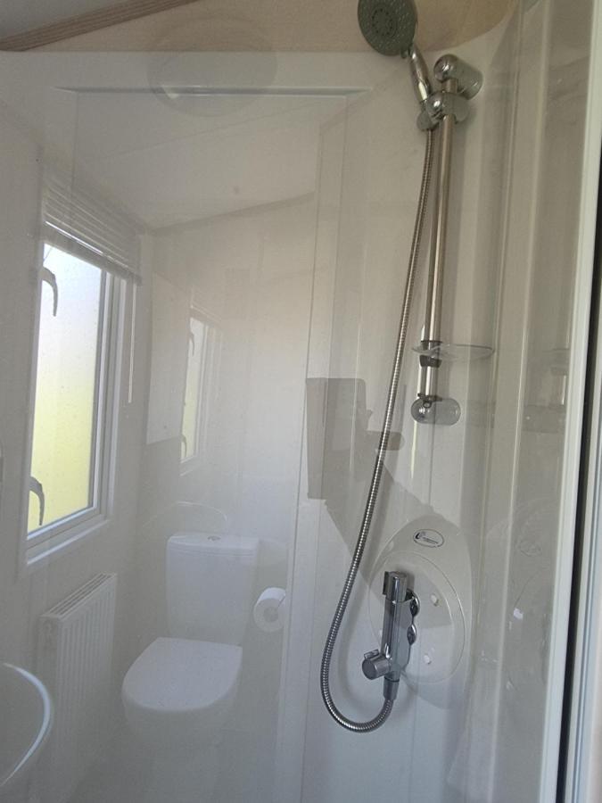 Отель Static Caravan To Hire , Hoburne Devon Bay Goodrington Экстерьер фото