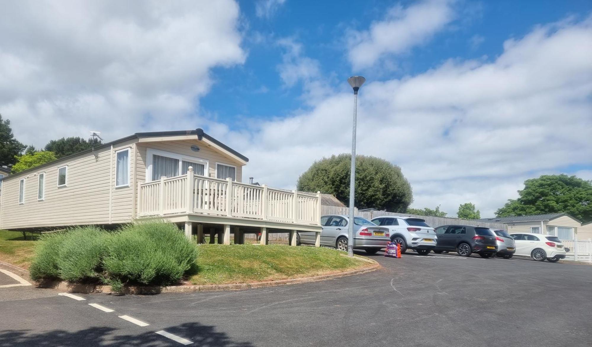 Отель Static Caravan To Hire , Hoburne Devon Bay Goodrington Экстерьер фото